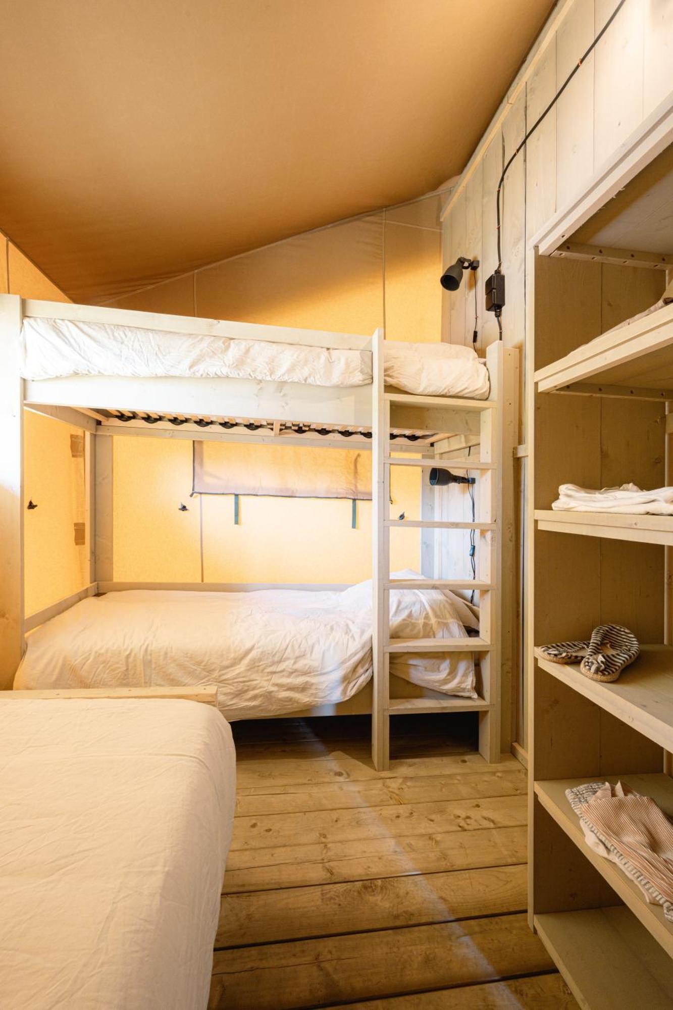 Glampingzelt Family - Lodge โซลเทา ภายนอก รูปภาพ